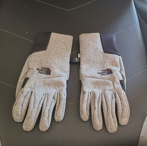 North face winter gloves
